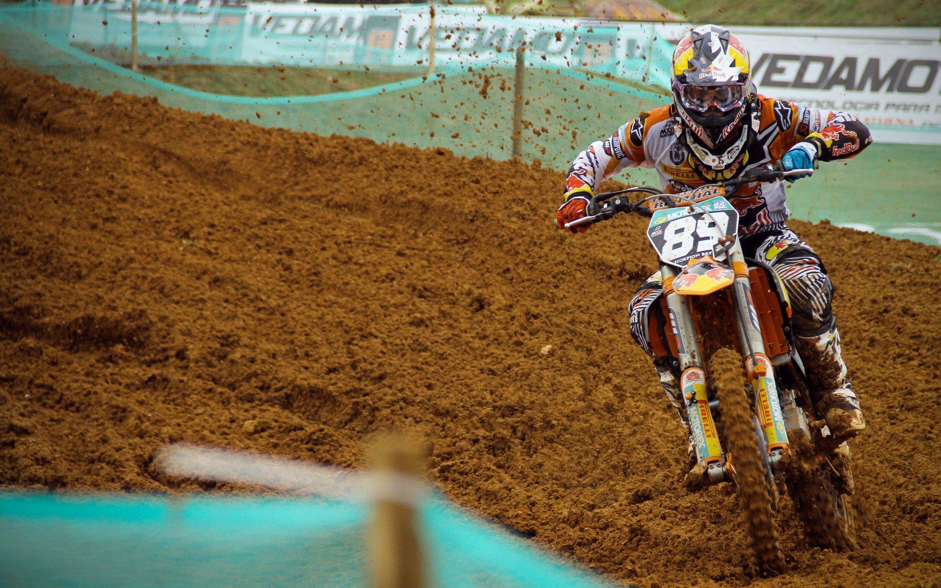 德天空独家,京多安确认留队,计划履行至2026年合同,巴萨中场基石延续传奇